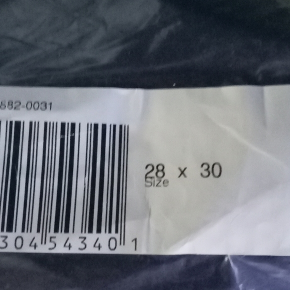 A pair of Levis Jeans - Picture 4 of 6